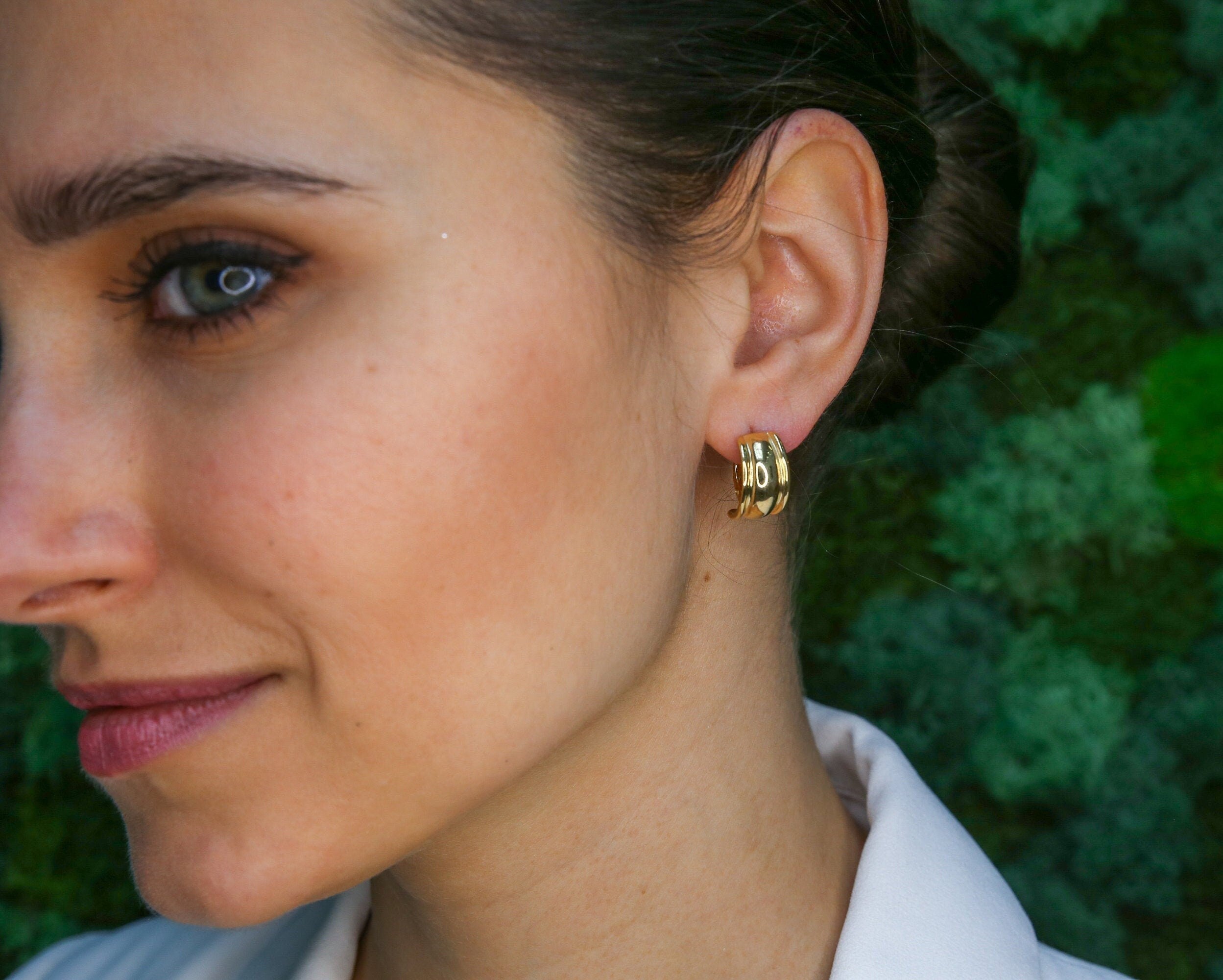 Keeley Hoop Earrings in 18k Gold Vermeil Keeley Hoop Earrings in 18k Gold Vermeil
