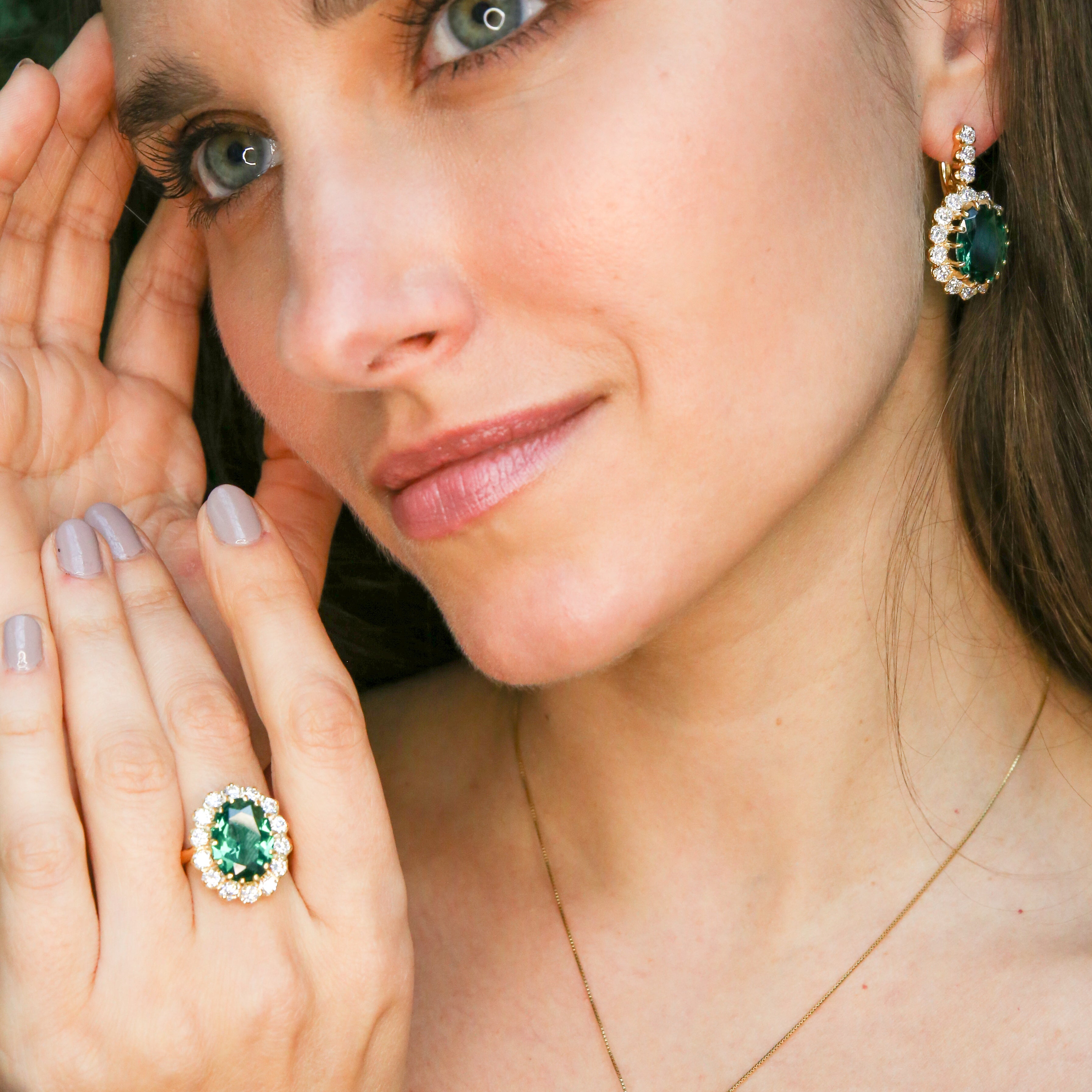 Sparkling Holiday Fashion: Shining with Emeralds and Sapphires