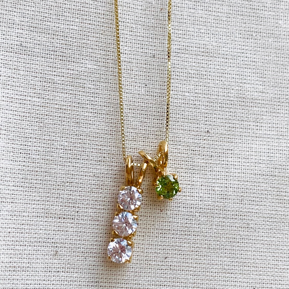 Minimalist Jewelry Style: 7 Must-Have Pieces for a Clean Look – Adina ...