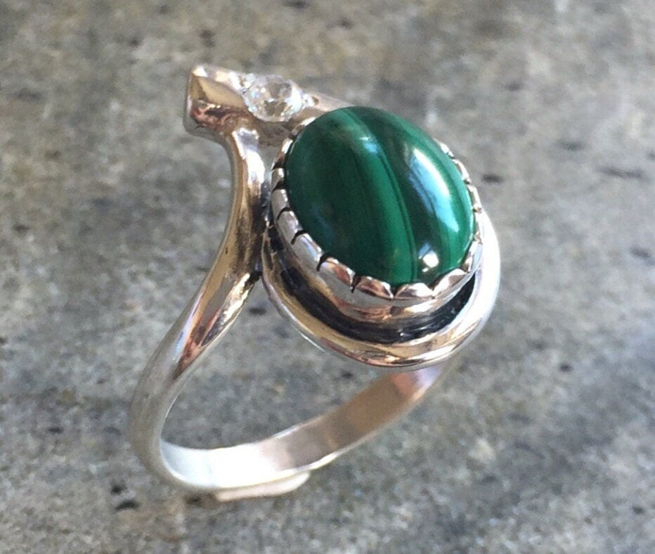 Malachite Ring, Natural Malachite, Vintage Ring, Green Vintage ring, Green Ring, 3 Carat Ring, Gift for Her, Gemstone Ring, Solid Silver