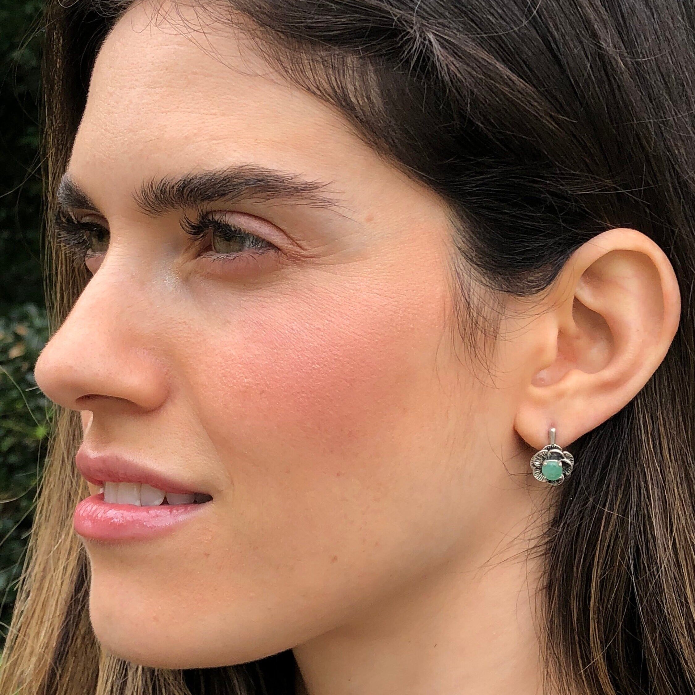 Flower Earrings, Chrysoprase Earrings, Chrysoprase, Solid Silver Earrings, Flower Studs, Green Stone Earrings, Vintage Earrings