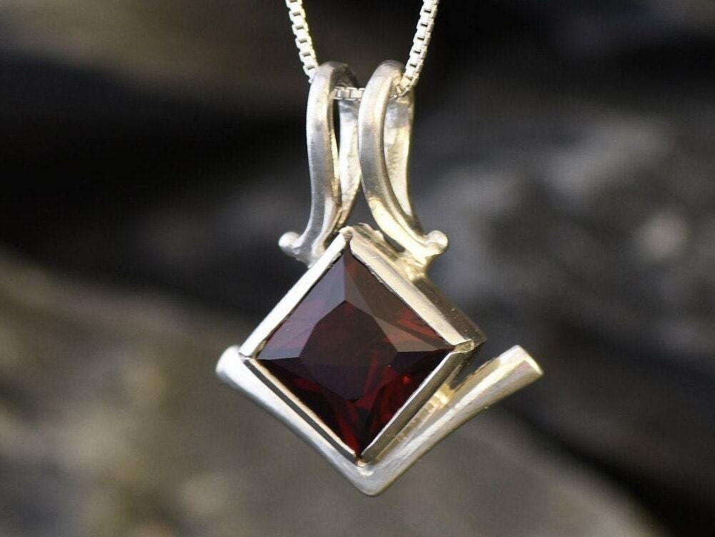 Garnet Pendant, Natural Garnet, January Birthstone, Square Pendant, Red Diamond, Red Stone Necklace, Solid Silver Pendant, 925 Silver, Red