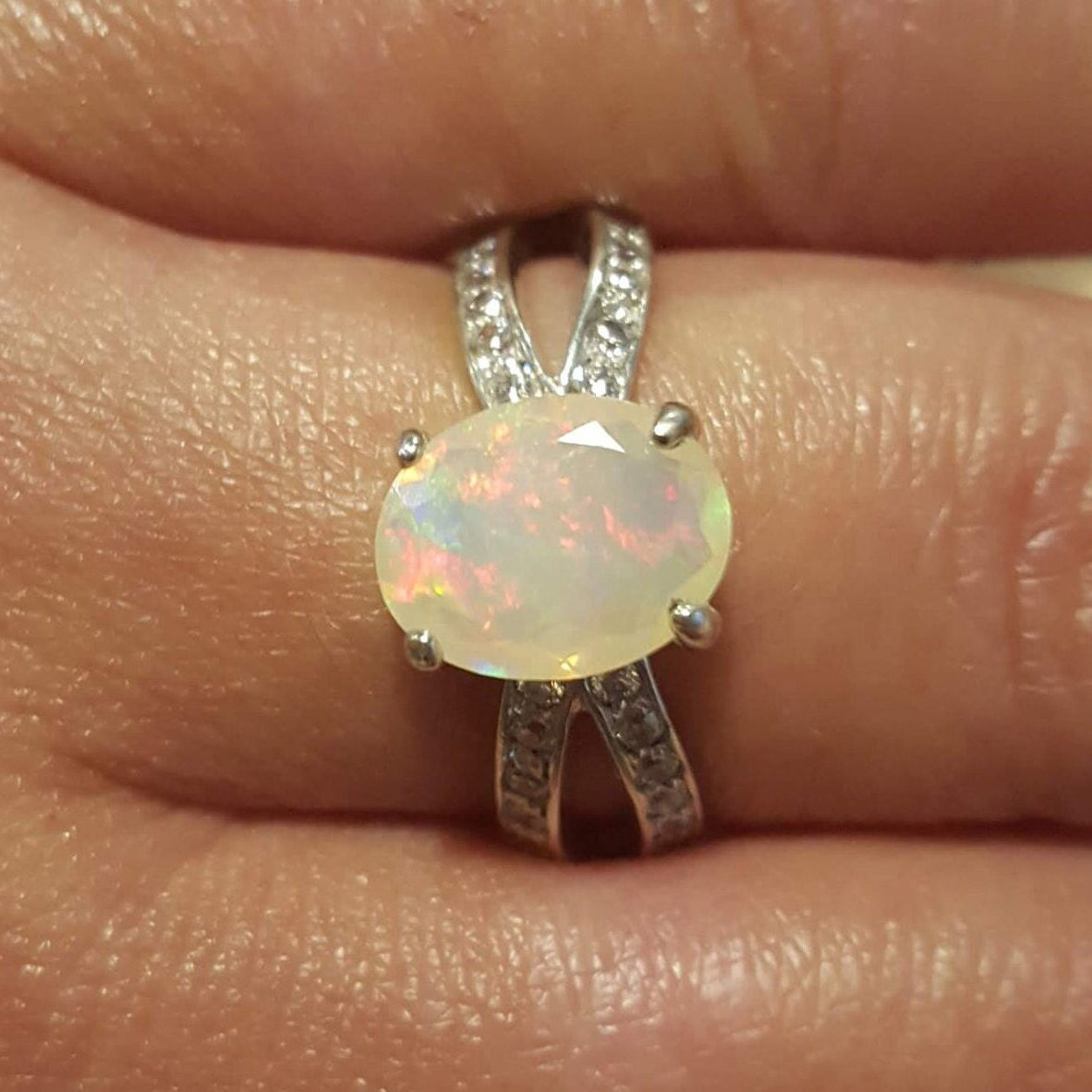 Ring Size conversion chart, ring sizes US to UK to EU sizes, most accurate ring size conversion chart Adina Stone rings.