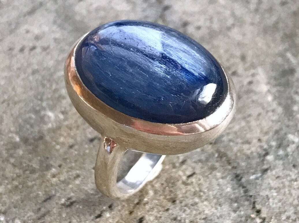 Kyanite Ring, Blue Kyanite, Natural Kyanite, Blue Kyanite Ring, Large Stone Ring, African Kyanite, Vintage Ring, Solid Silver Ring, Kyanite