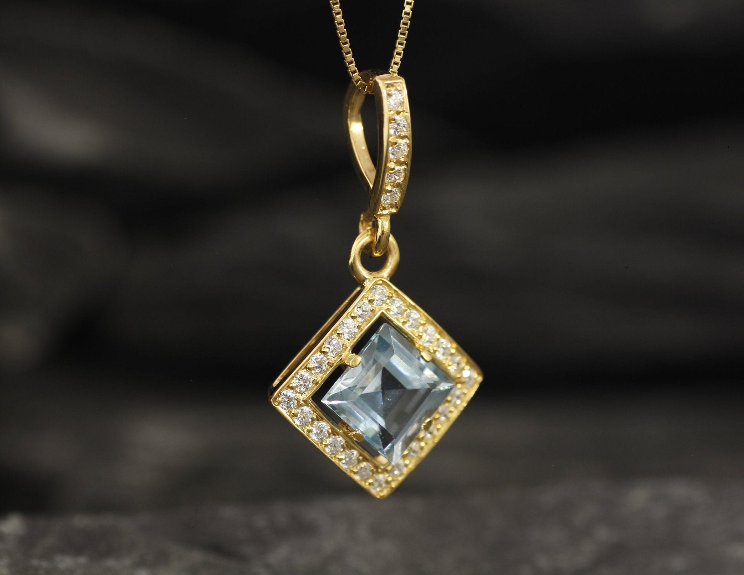 Blue Topaz Pendant, Natural Blue Topaz, December Birthstone, Vintage Topaz Pendant, Vintage Pendant, Topaz Necklace, 925 Silver, Blue Topaz(1)