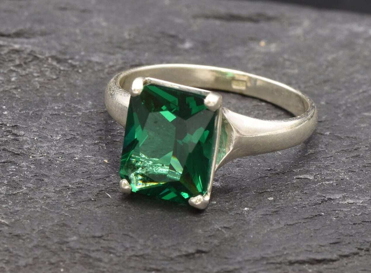 Emerald Ring - 2.2 Ct Colombian Emerald Engagement Ring – NaturalGemsAtelier