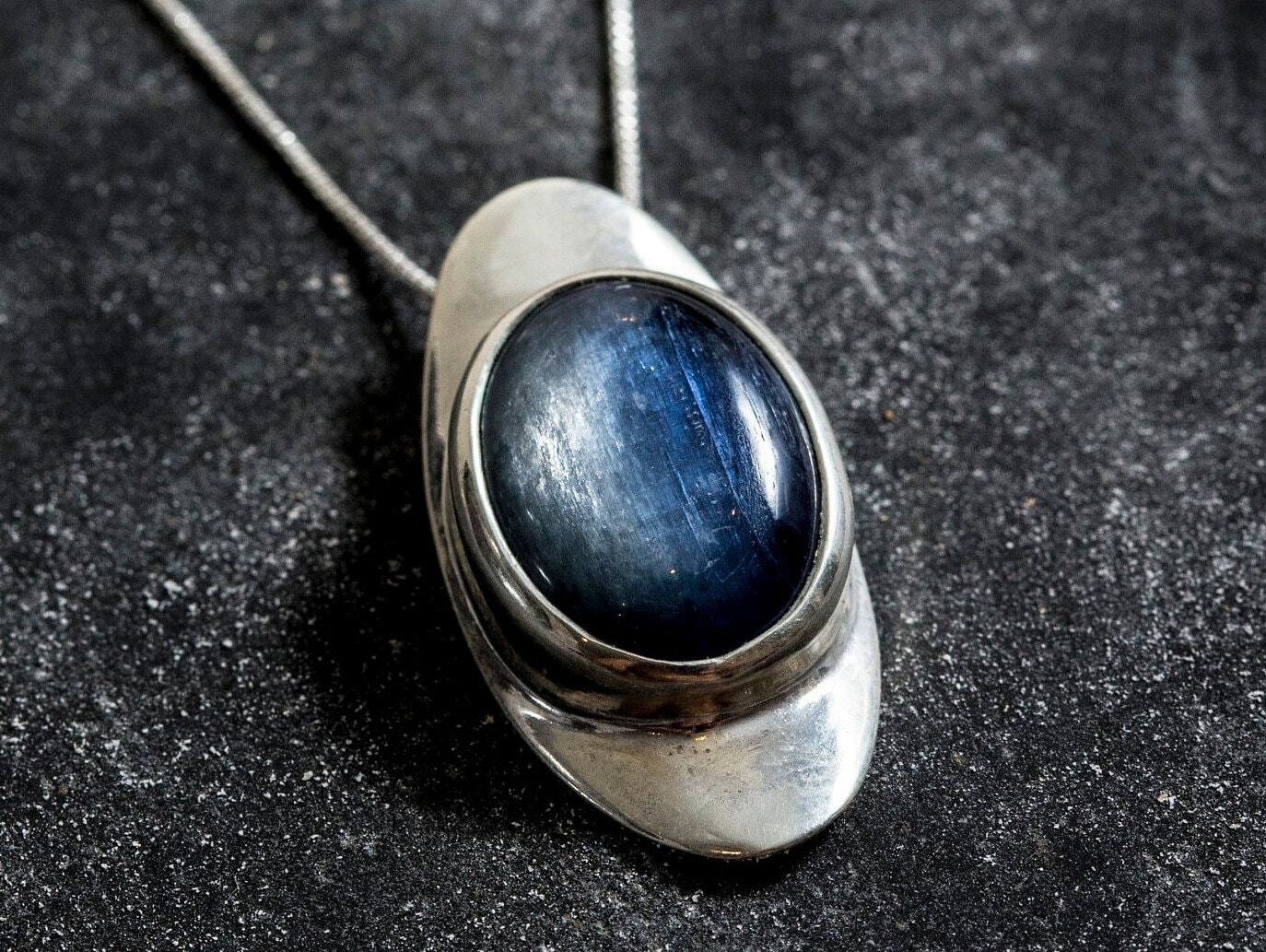 Kyanite Pendant, Natural Kyanite, Unique Pendant, Natural Blue Kyanite, Vintage Blue Pendant, Blue Pendant, Solid Silver Pendant, Kyanite