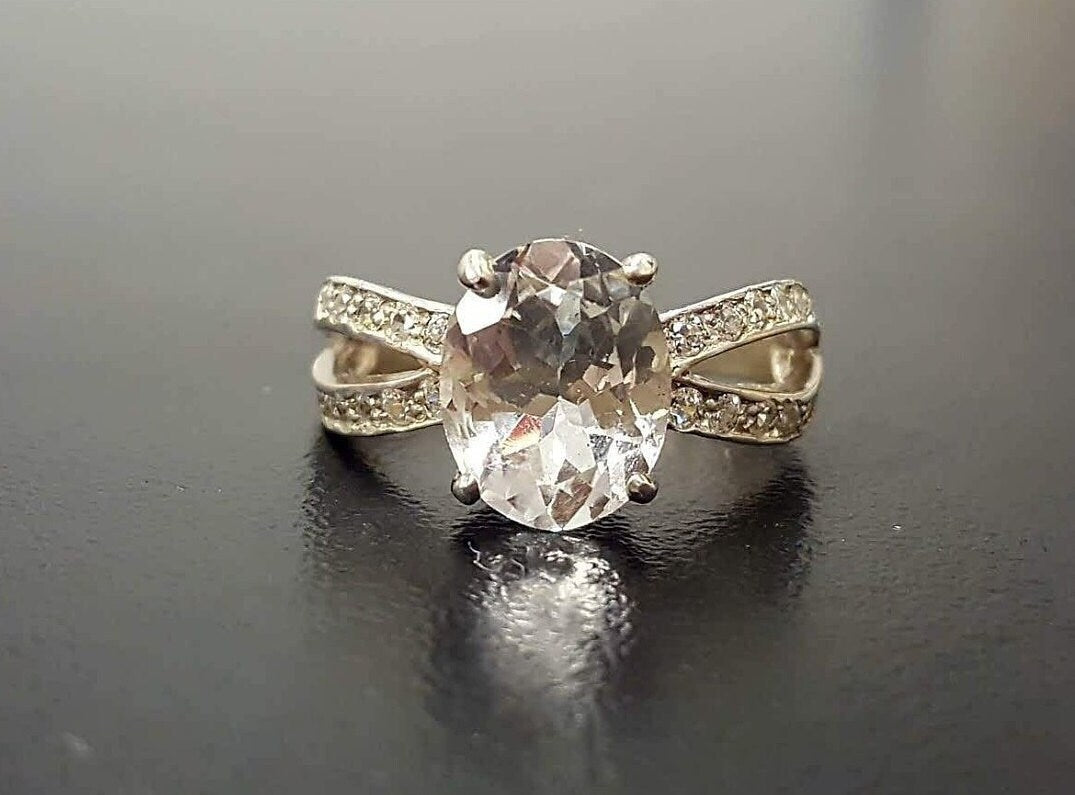 Topaz Ring, White Topaz Ring, Natural Topaz Ring, December Birthstone, Promise Ring, December Ring, Engagement Ring, 925 Silver Ring, Topaz