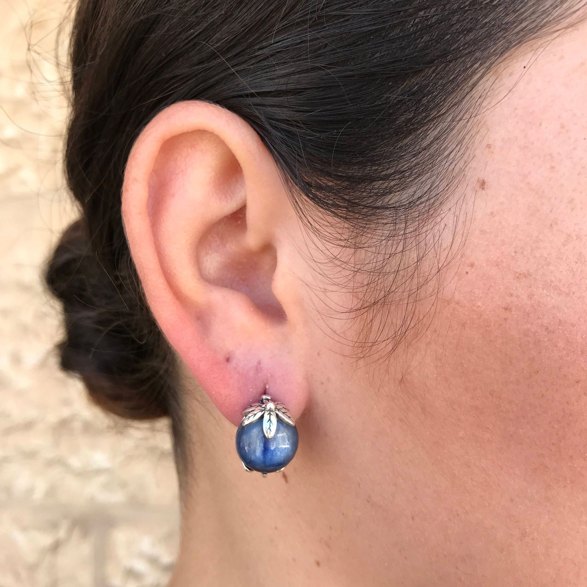 Leaf Earrings, Kyanite Earrings, Natural Kyanite, Flower Earrings, Blue Flower Earrings, Blue Earrings, Healing Stone, Solid Silver, Kyanite