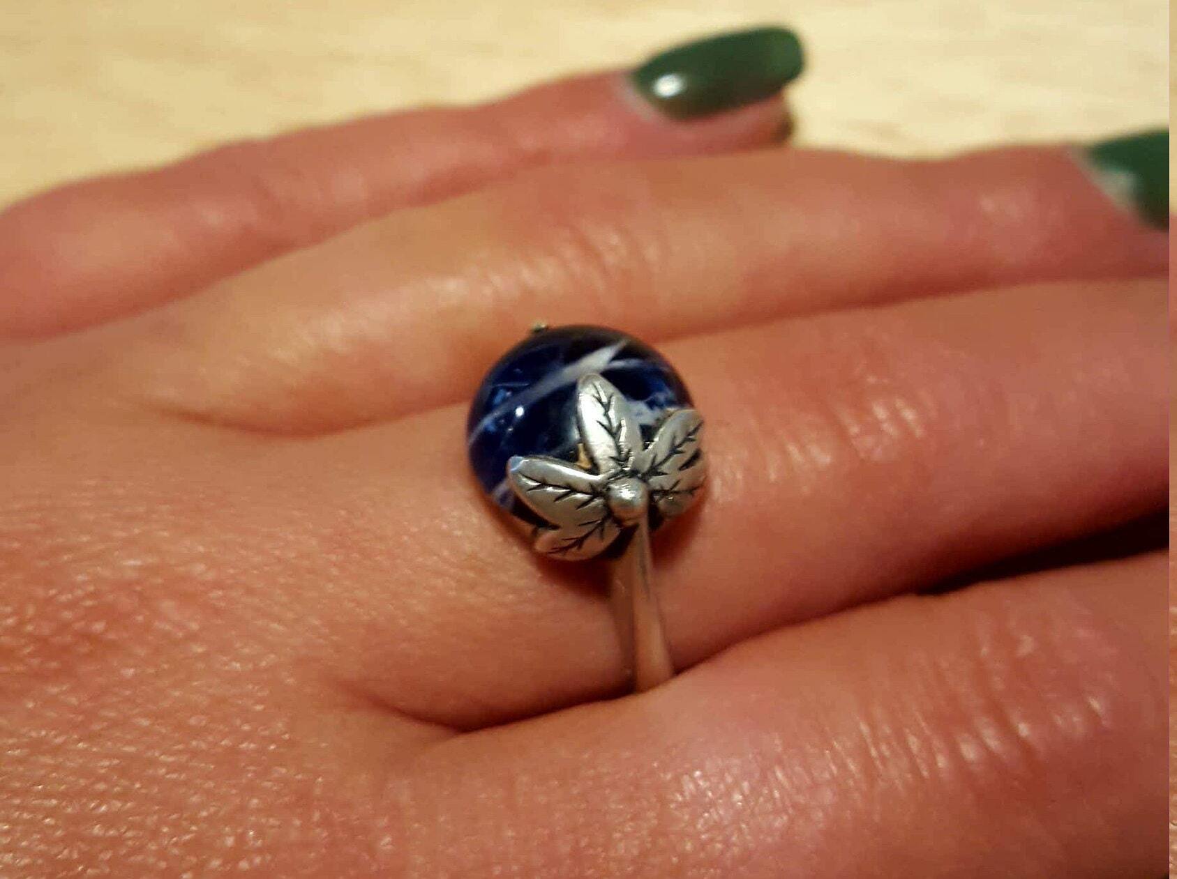 Blue Leaf Ring, Sodalite Ring, Natural Sodalite, Blue Ring, Vintage Blue Ring, Blue Sodalite Ring, Leaf Ring, Solid Silver Ring, Sodalite