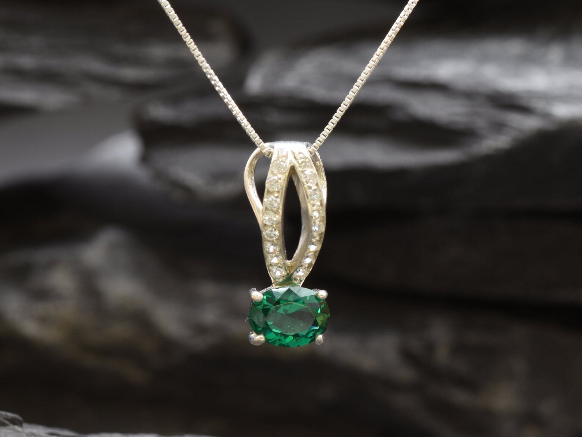 Emerald Pendant, Created Emerald, Sparkly Pendant, Elegant Pendant, Antique Pendant, Dark Green Pendant, Celtic Pendant, 925 Silver Pendant