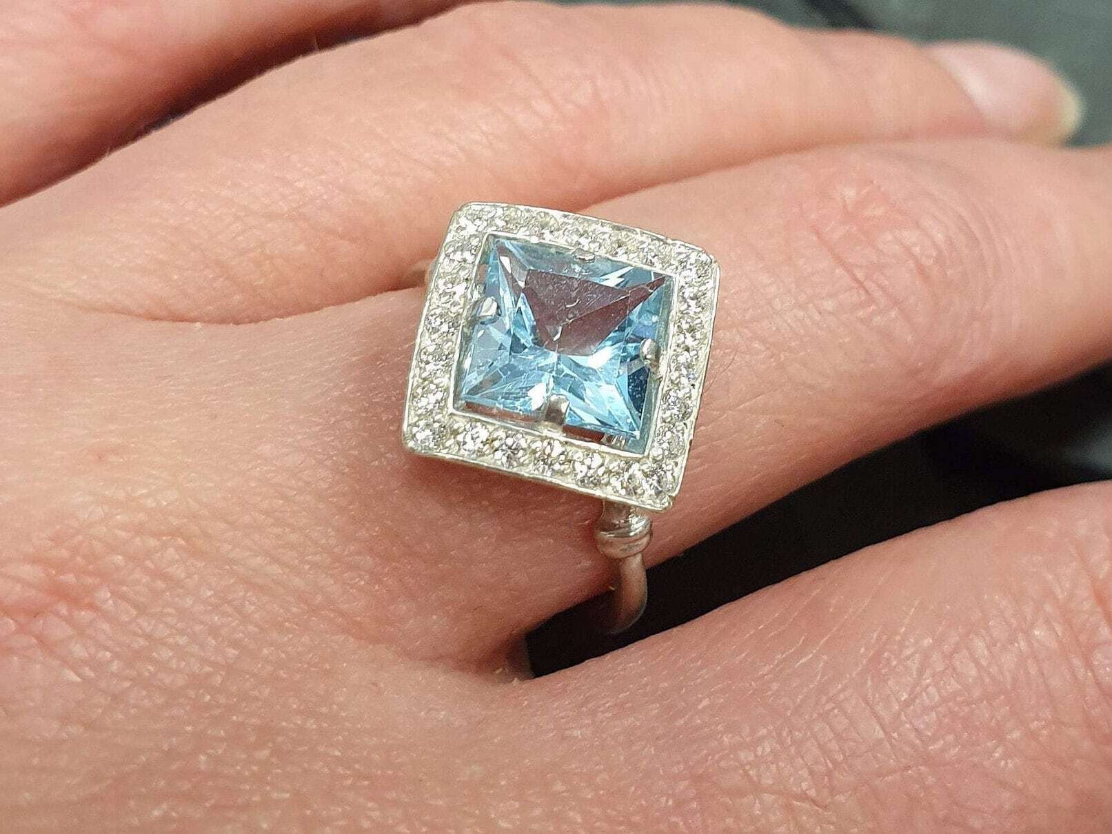 Blue Topaz Ring, Natural Blue Topaz, Topaz Engagement Ring, Vintage Topaz Ring, Vintage Ring, Topaz Ring, December Birthstone, Silver Ring