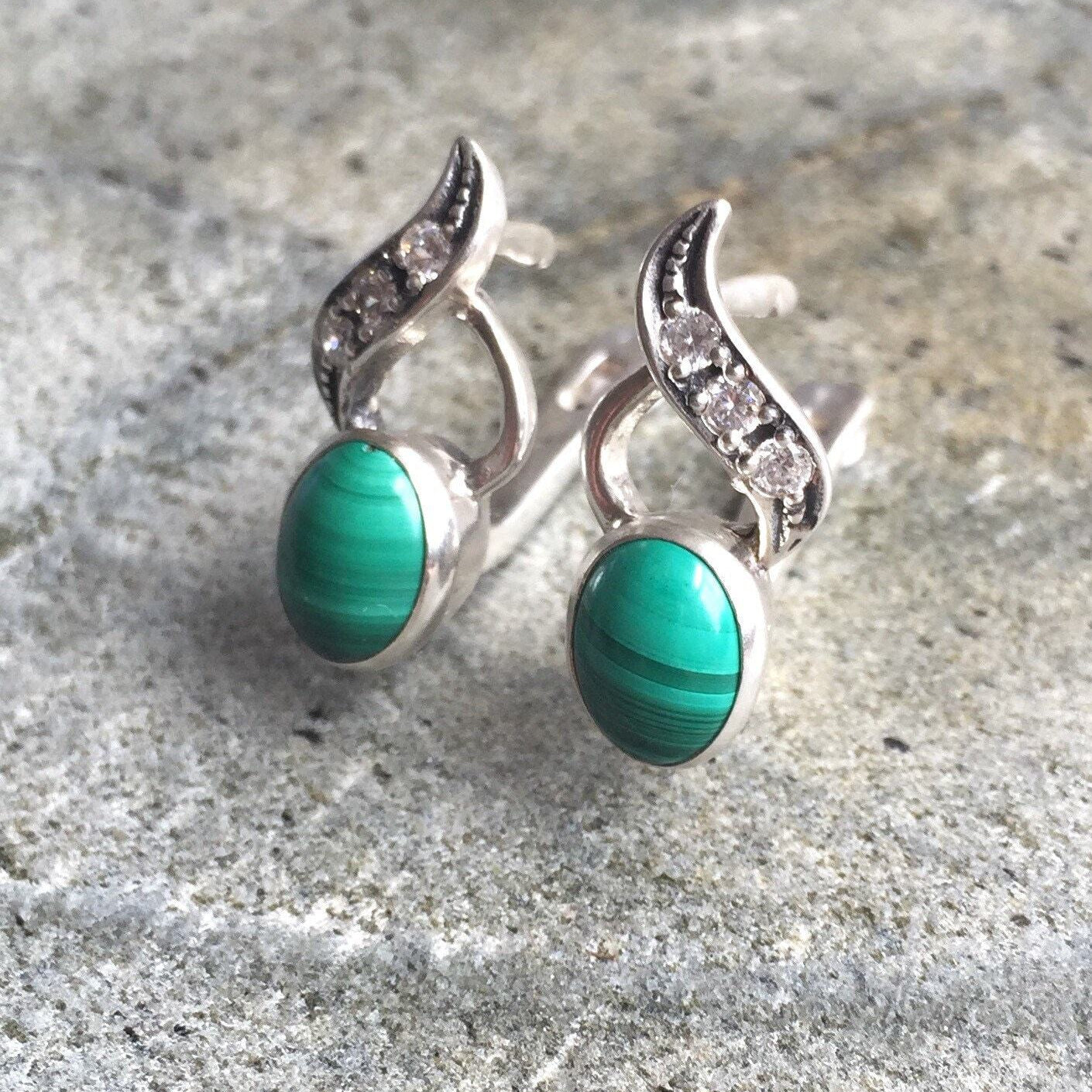 Malachite Earrings, Vintage Earrings, Green Earrings, Green Stone Earrings, Natural Gem, Antique Earrings, Solid Silver, Silver Earrings