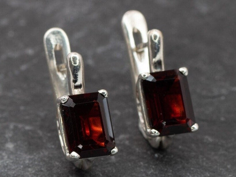 Garnet Earrings, Minimalist Earrings, Natural Garnet, Red Garnet Earrings, Solid Silver Earrings, Red Earrings, Emerald Cut Earrings, Garnet