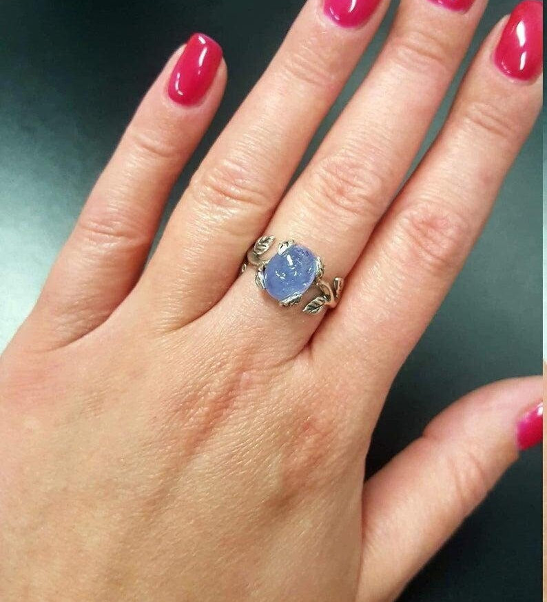 Garnet Ring, Natural Garnet, January Birthstone, Flower Ring, Vintage Ring, Red Ring, Dainty Ring, Silver Ring, 925 Solid Silver, Garnet