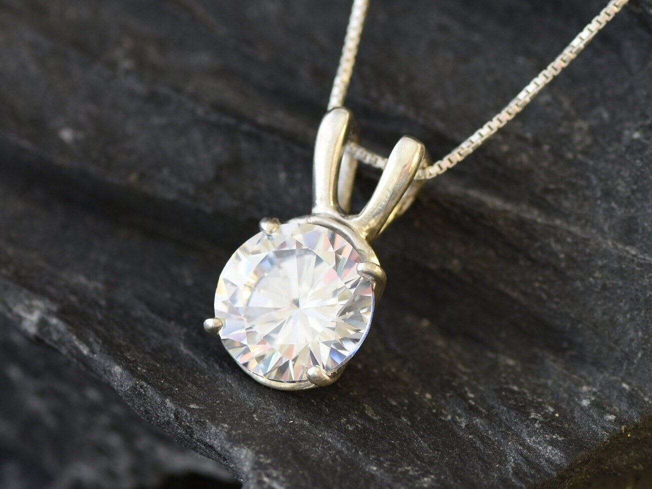 Diamond Vintage Necklace - Round Diamond Pendant - Diamond Solitaire Necklace - 925 Sterling Silver / 16 Inches