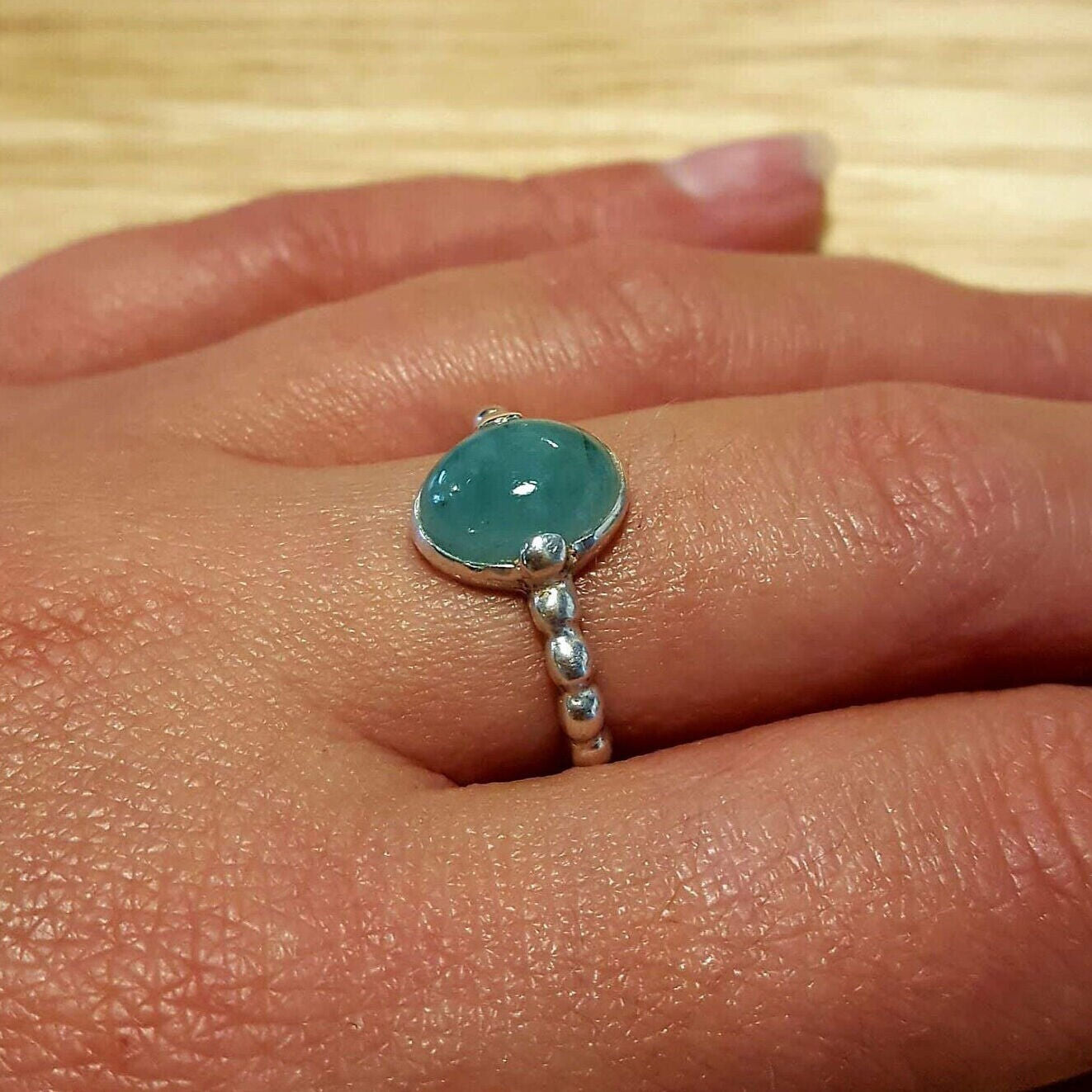 Emerald Ring, Natural Emerald, May Birthstone, Green Oval Ring, Solitaire Ring, Dainty Ring, Vintage Ring, 3 Carat Ring, 925 Silver Ring