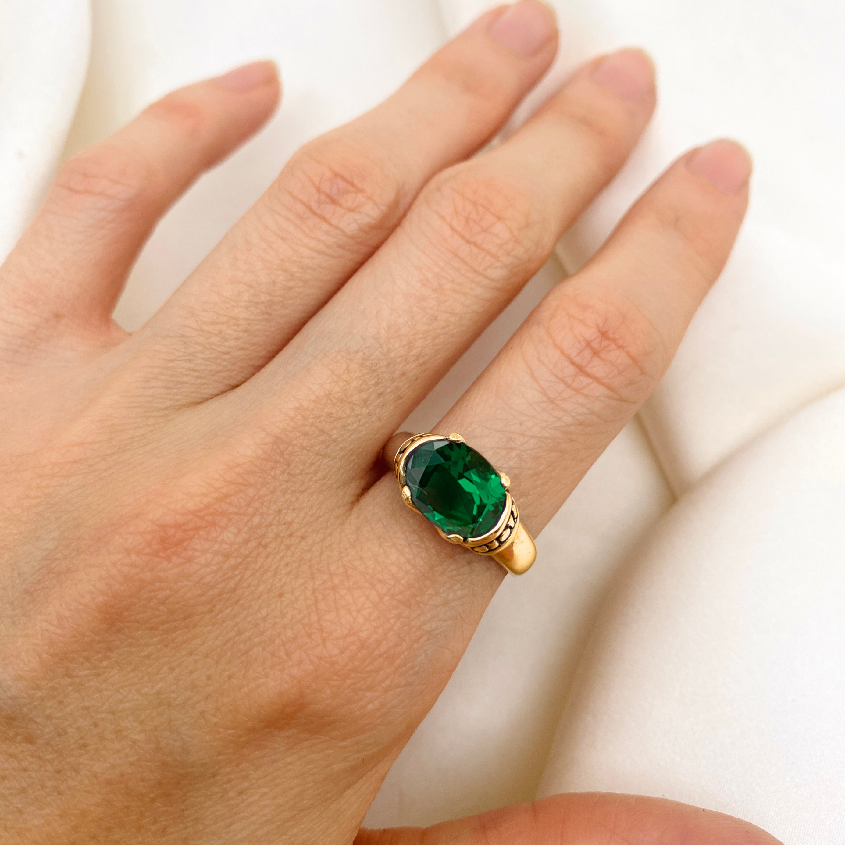 Elegant 18k Gold Vermeil Emerald Ring featuring a Solitaire Oval Created Green Emerald, perfect for birthdays and special occasions.