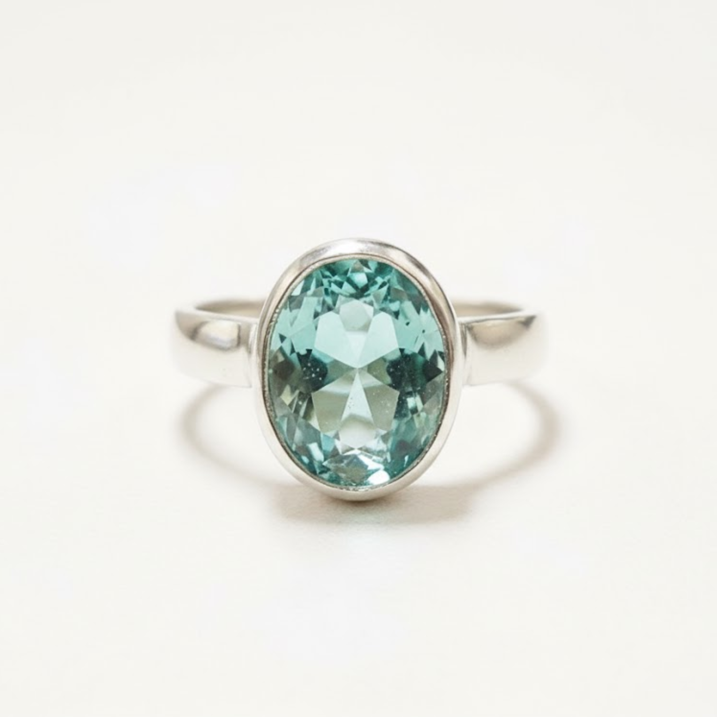 Stylish Aquamarine Earrings in 925 Sterling Silver, ideal for everyday wear, celebrating courage and good fortune.