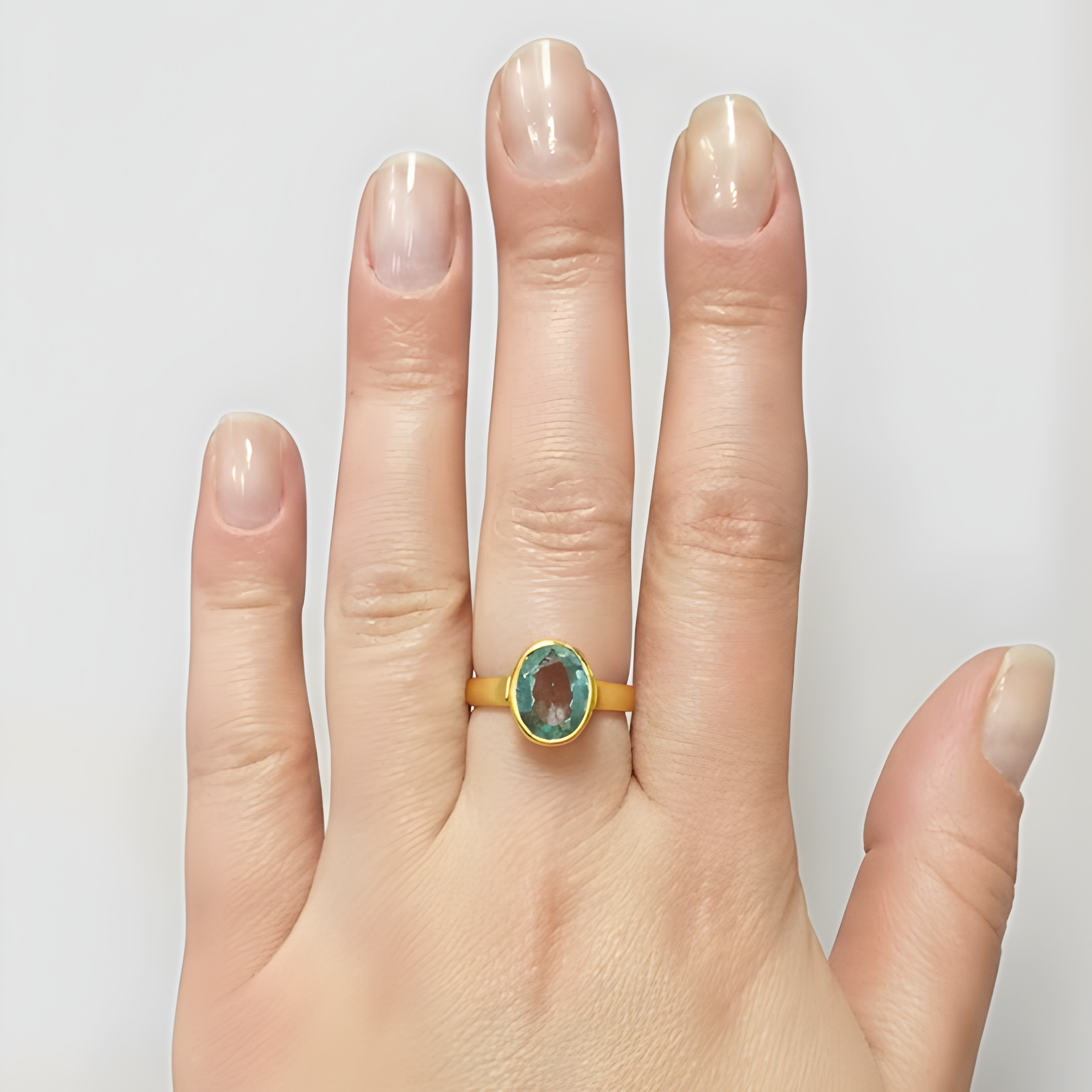 Beautiful aquamarine ring in 18k gold vermeil, bezel set; a charming symbol of bravery and a thoughtful gift for March birthdays.