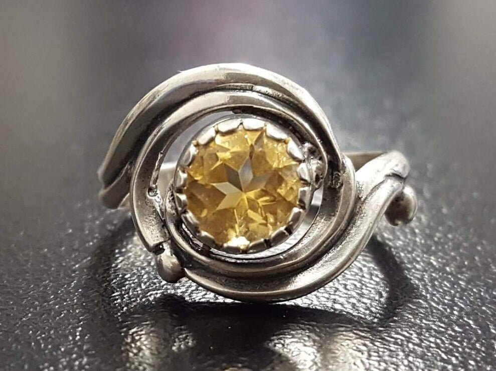 Citrine Ring, Natural Citrine Ring, Vintage Ring, November Birthstone, Yellow Ring, November Ring, Swirl Ring, Sterling Silver Ring, Citrine