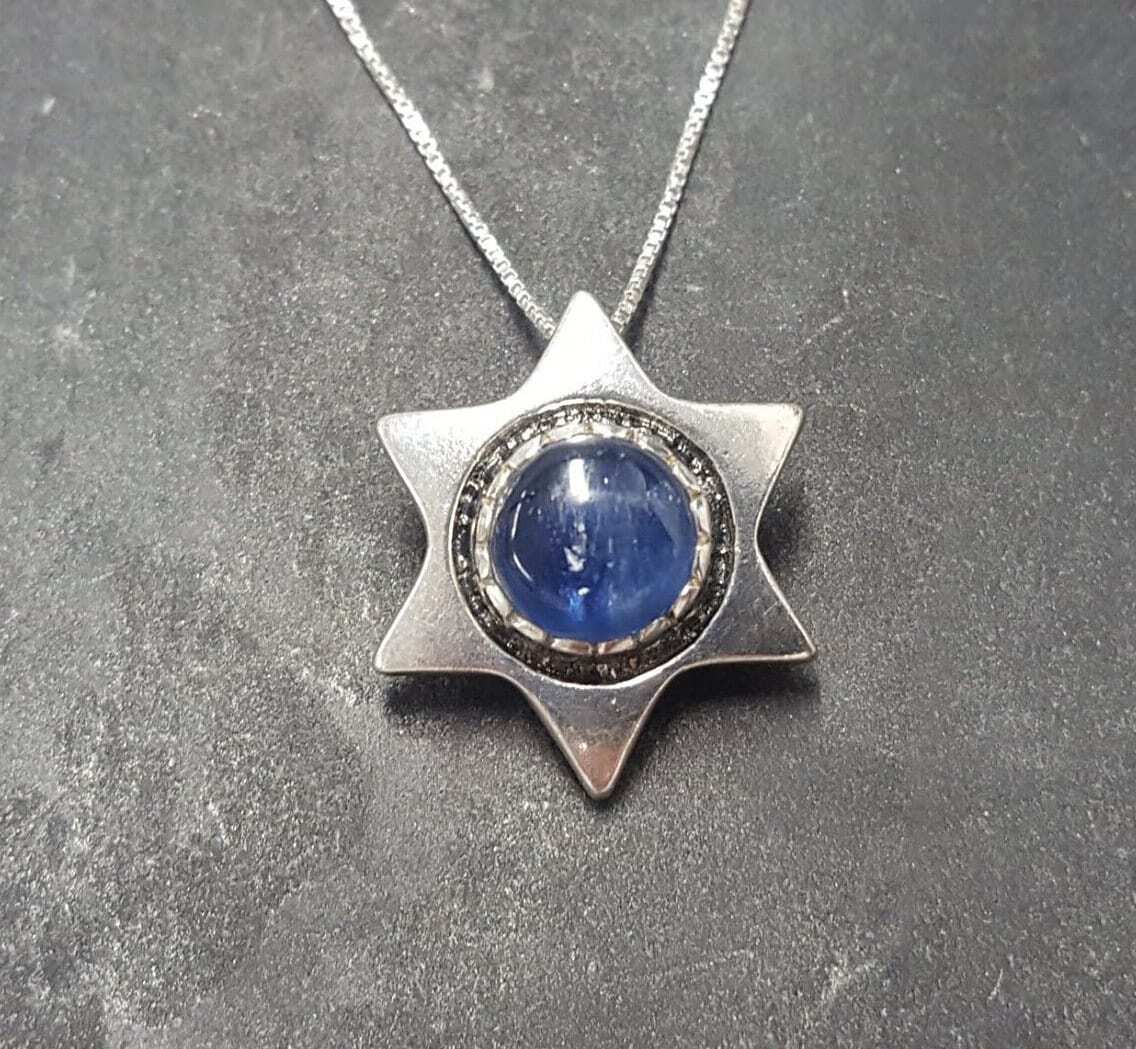 Star Pendant, Kyanite Pendant, Natural Kyanite, Blue Pendant, Star of David Pendant, Blue Vintage Pendant, Solid Silver Pendant, Kyanite