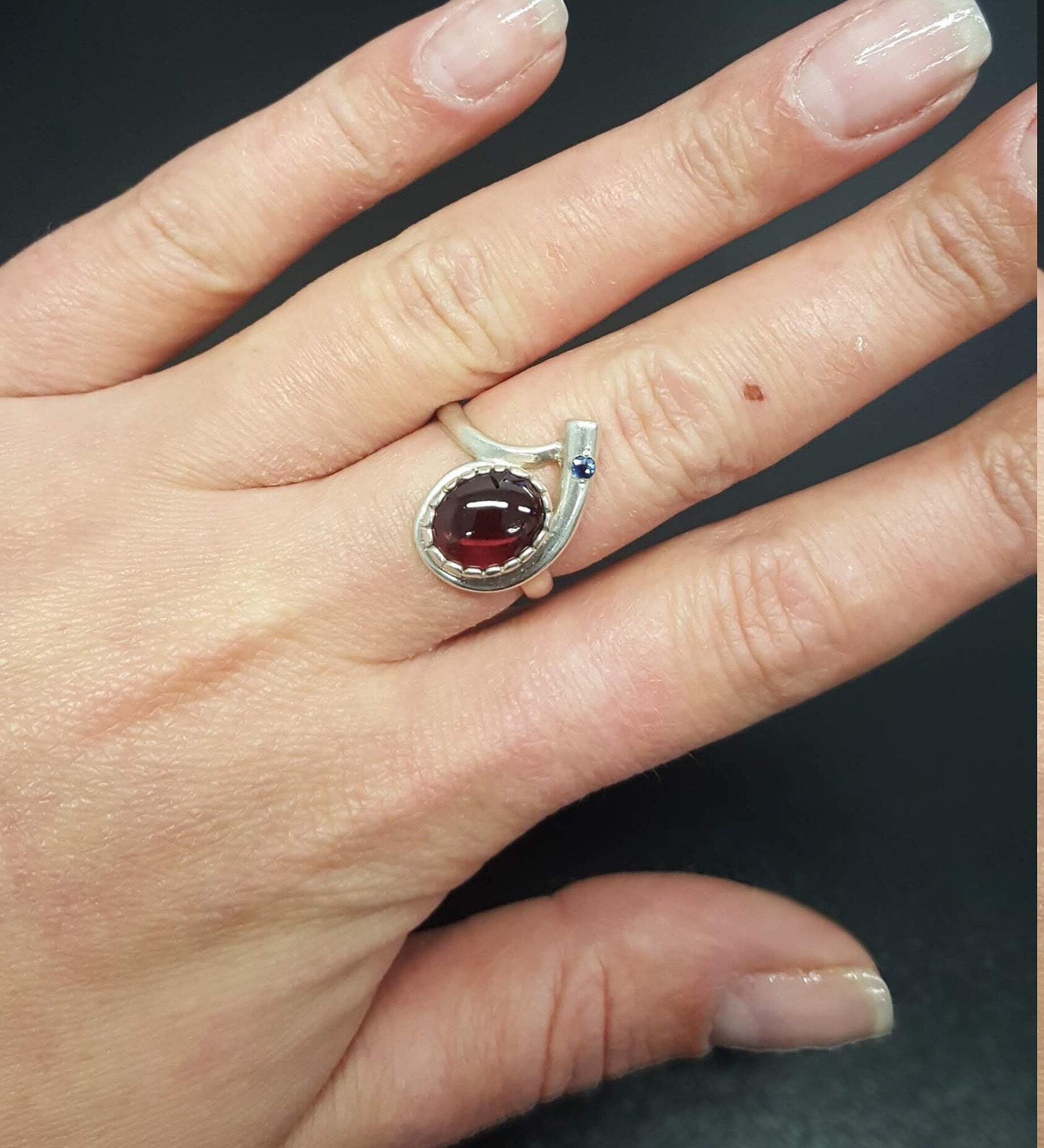 Garnet Ring, Natural Garnet, Red Garnet Ring, Natural Sapphire, January Birthstone, Unique Ring, January Ring, Red Ring, Silver Ring, Garnet