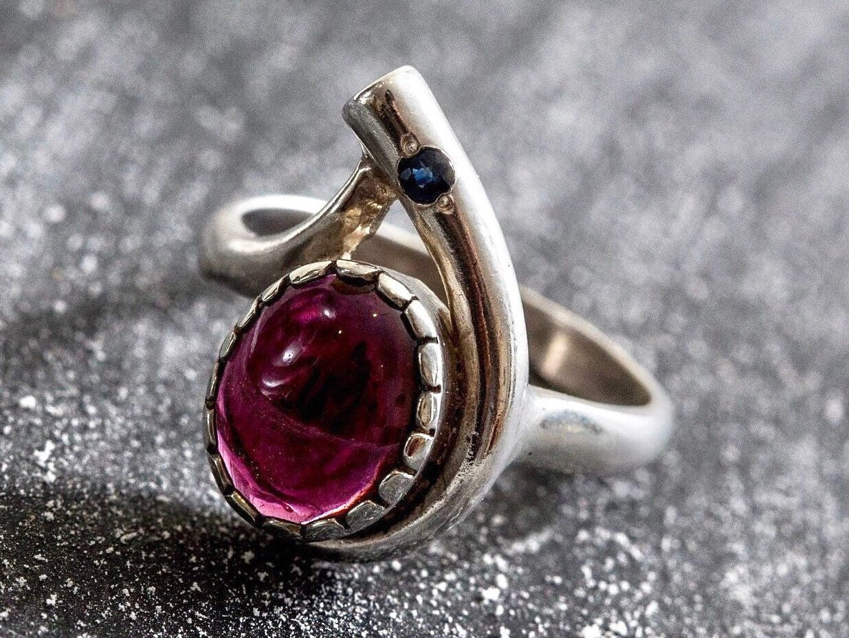 Garnet Ring, Natural Garnet, Red Garnet Ring, Natural Sapphire, January Birthstone, Unique Ring, January Ring, Red Ring, Silver Ring, Garnet