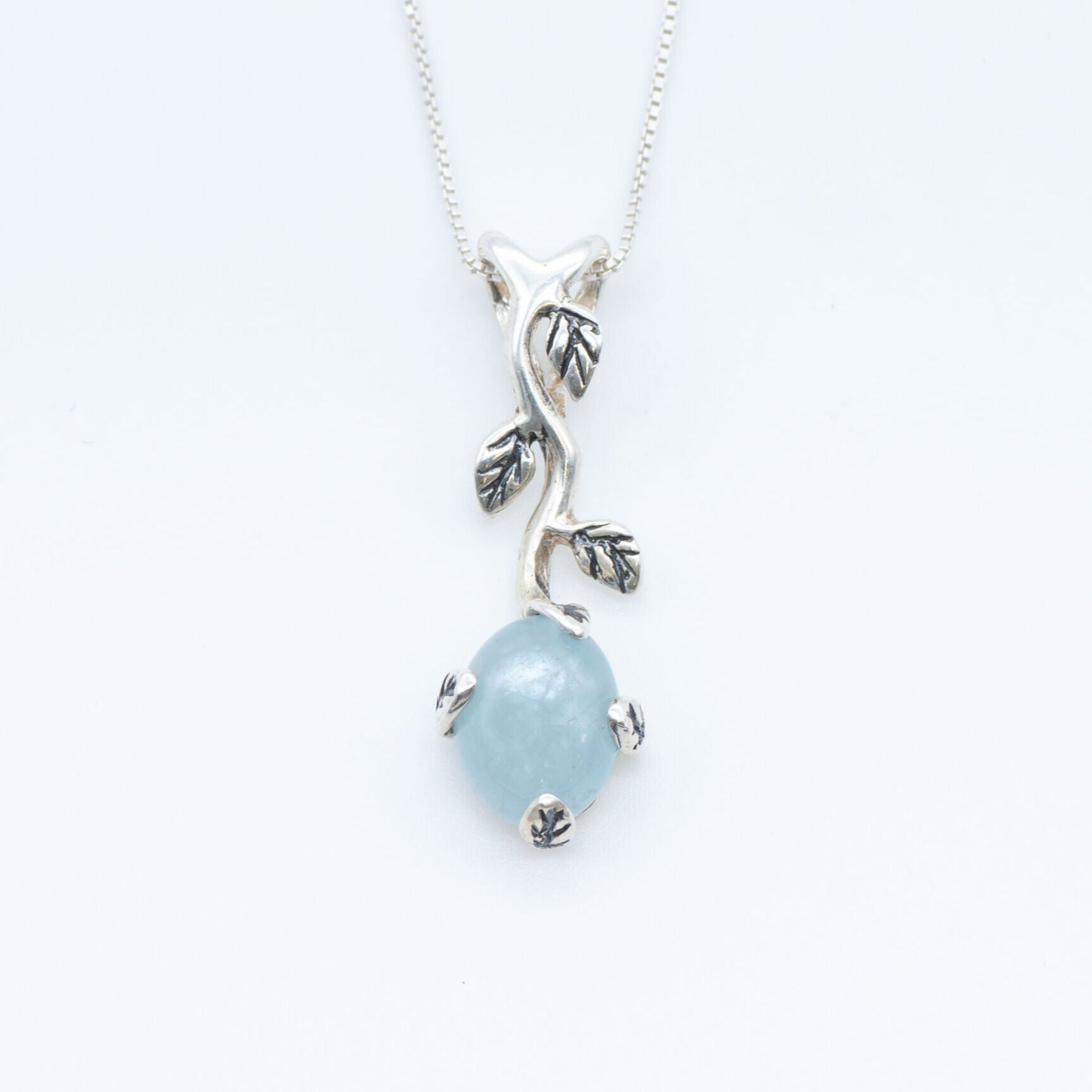 Aquamarine Leaf Pendant - Natural Aquamarine Necklace, Gold Aquamarine Pendant