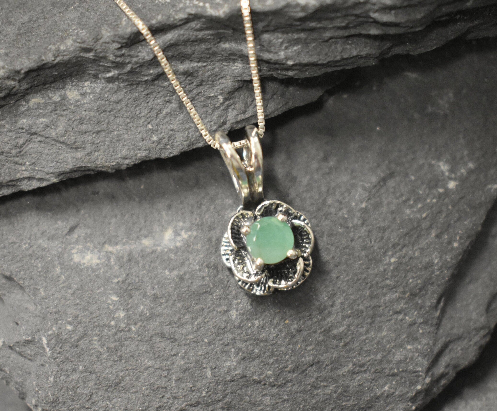 Dainty Rose Pendant, Natural Emerald Pendant, Vintage Pendant, Flower Pendant, May Birthstone Necklace, Sterling Silver Pendant, Emerald