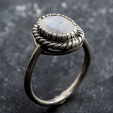 Moonstone Vintage Ring - June Birthstone Ring - Solitaire Moonstone Ring