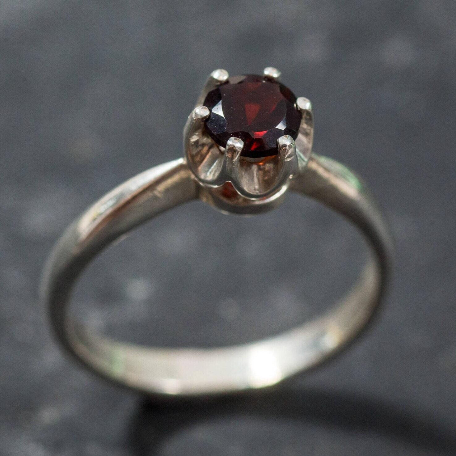 Red Garnet Ring, Garnet Promise Ring, Natural Garnet, January Birthstone, Red Diamond, Genuine Garnet, January Ring, Vintage Silver Ring