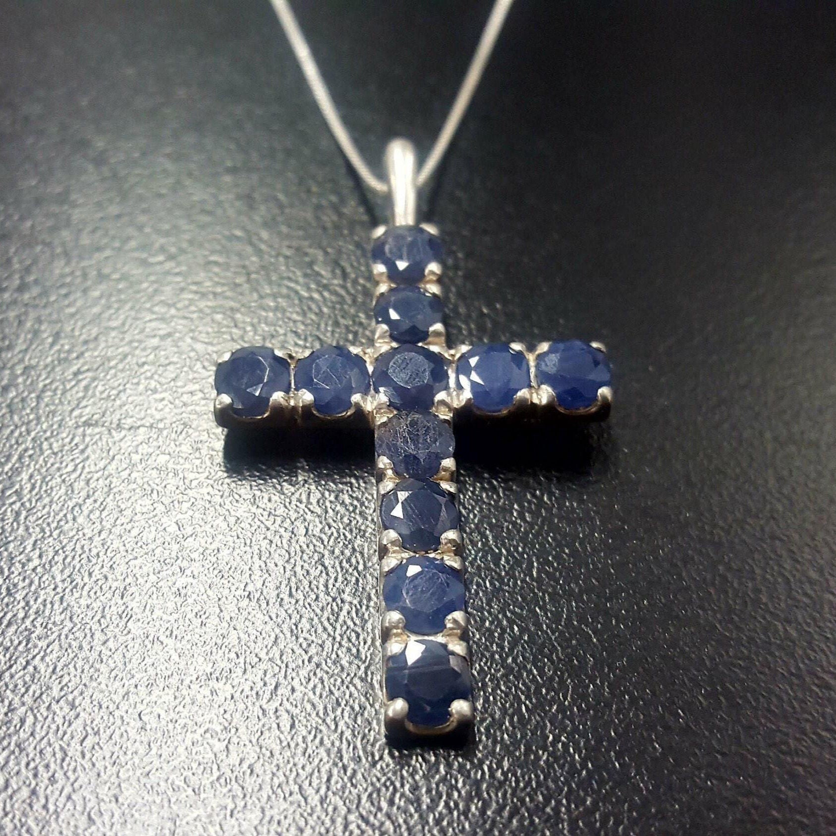 Chic 925 Sterling Silver pendant with Round Natural Blue Sapphire, symbolizes loyalty and elegance, perfect for daily wear.