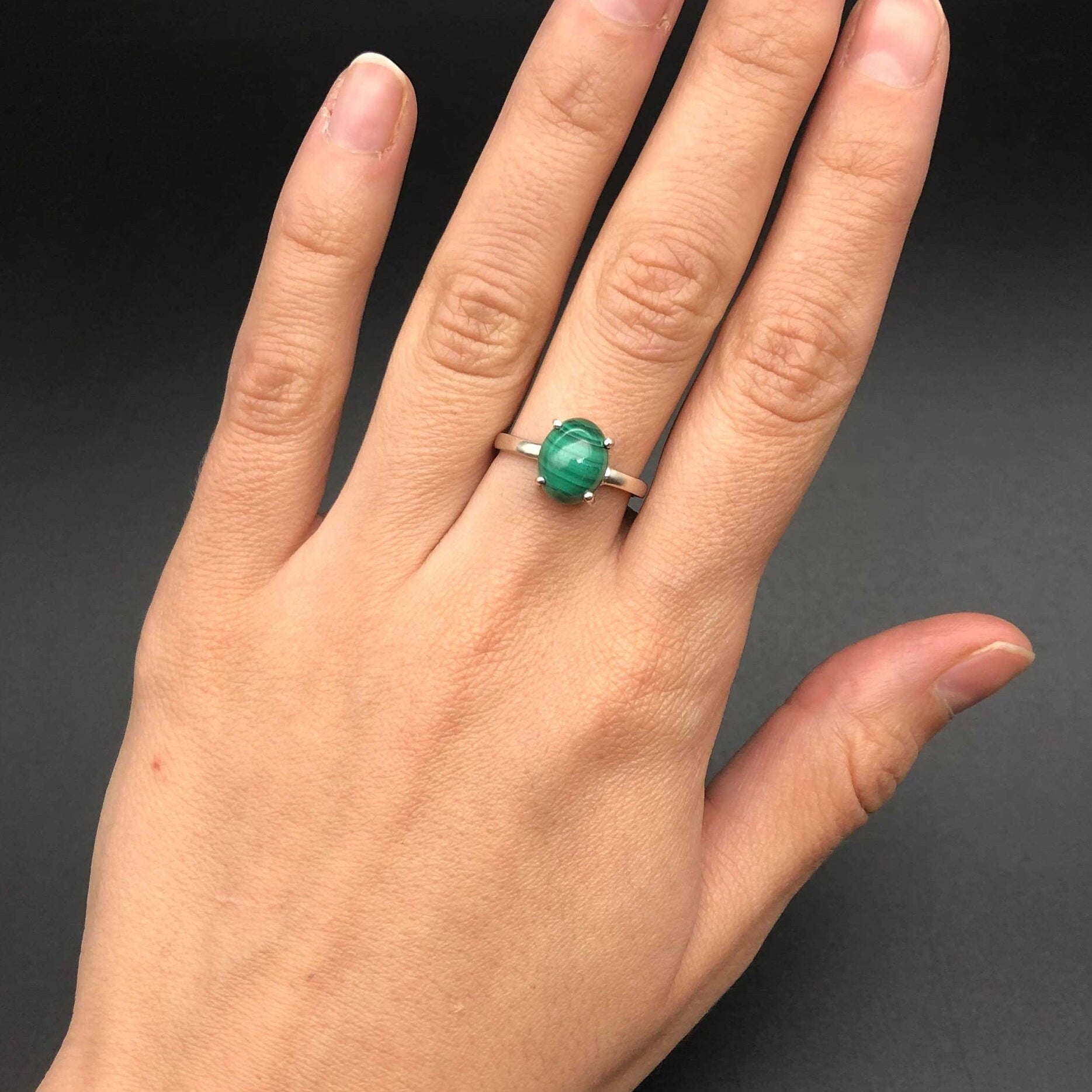 Malachite Ring, Natural Malachite, Oval Ring, Green Stone Ring, Solid Silver Ring, 3 Carat Ring, Unique Stone Ring, Simple Ring, Malachite
