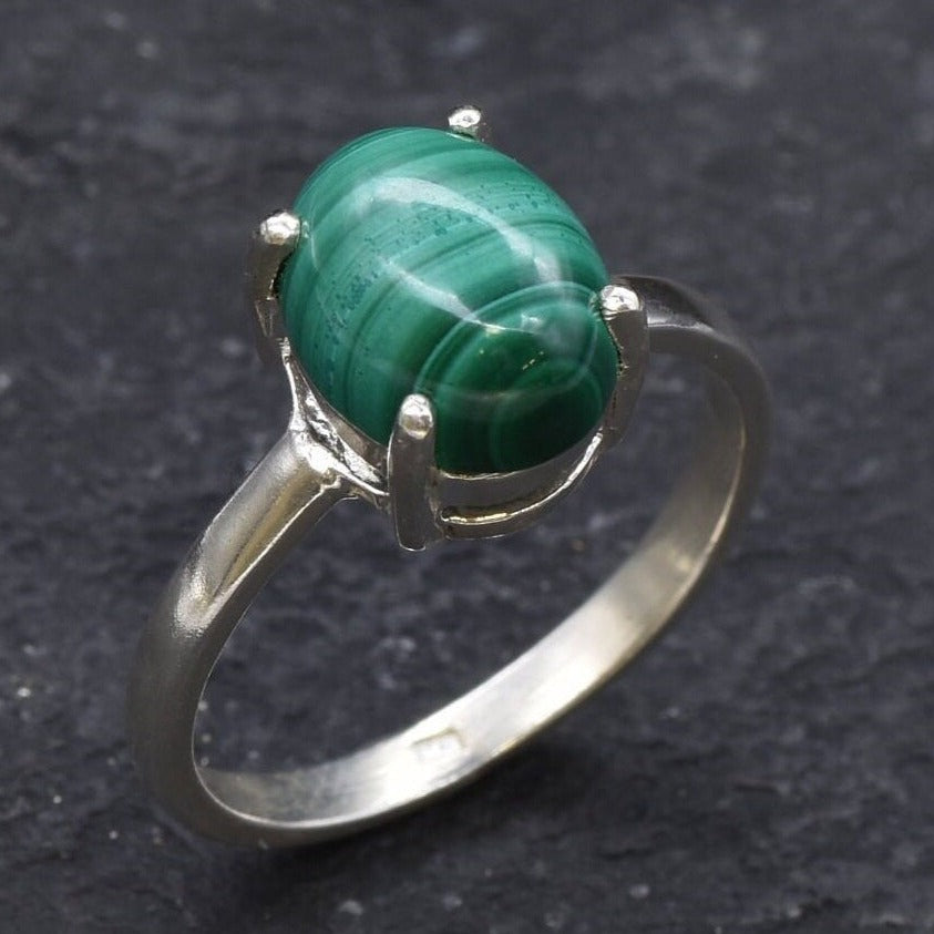 Malachite Ring, Natural Malachite, Oval Ring, Green Stone Ring, Solid Silver Ring, 3 Carat Ring, Unique Stone Ring, Simple Ring, Malachite