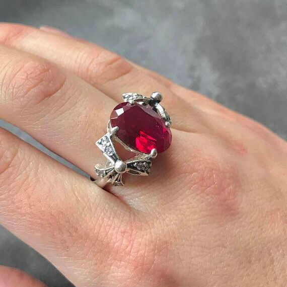 Large Coral Ring, Pink Coral Ring, Natural Coral Ring, Ribbon Ring, March Birthstone Ring, Angel Skin Coral, Vintage Silver Ring, Pink Coral