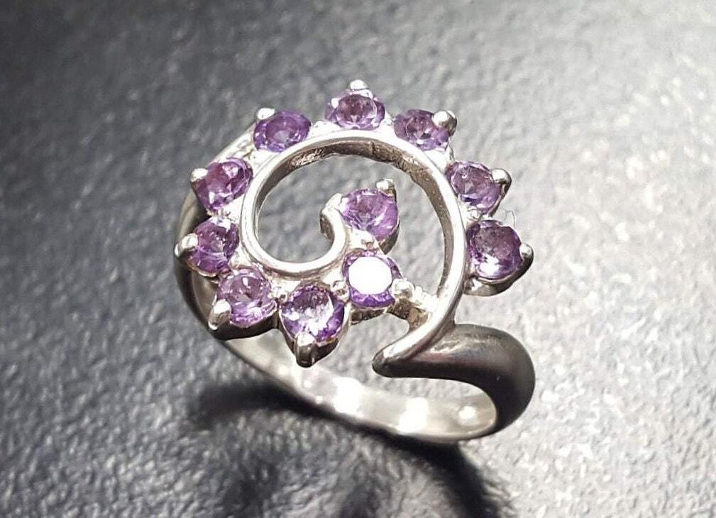 Amethyst Ring, Natural Amethyst, February Birthstone, Swirl Ring, Purple Ring, February Ring, Purple Vintage Ring, 925 Silver Ring, Amethyst