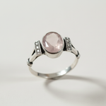 Stunning Rose Quartz Ring - Chic Pink Oval in 925 Sterling Silver. A versatile piece for daily outfits and memorable gifts.