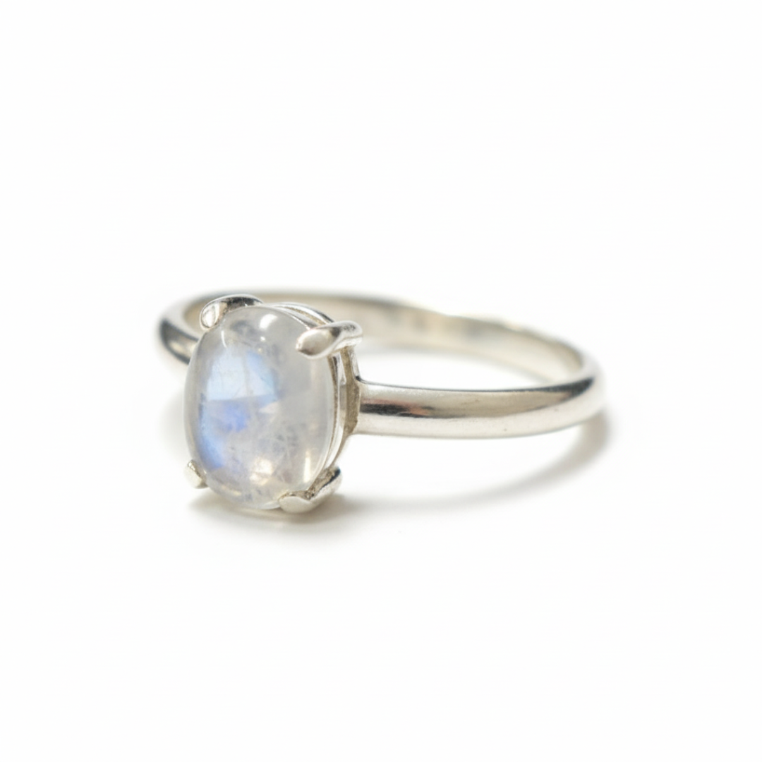 Beautiful 925 Sterling Silver Ring showcasing an oval Rainbow Moonstone, symbolizing hope and ideal for special occasions.