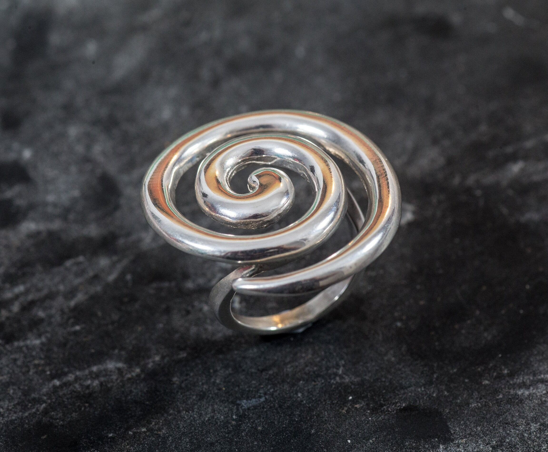 Large Swirl Ring, Solid Silver Ring, Statement Ring, Silver Swirl Ring, Artistic Ring, Spiral Ring, Unique Ring, Silver Spiral Ring