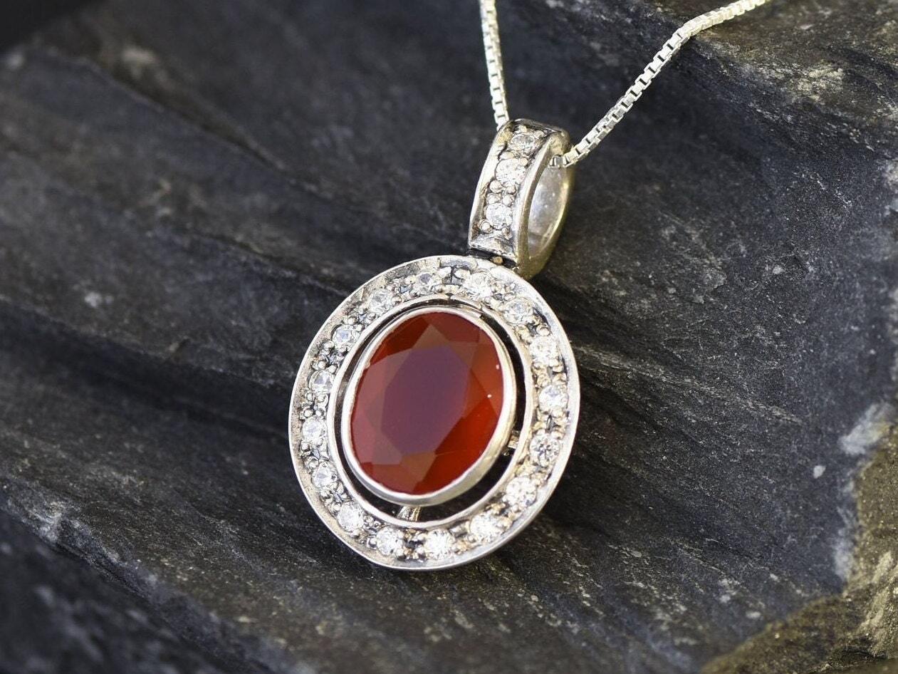 Carnelian Pendant, Oval Pendant, Natural Carnelian, August Birthstone, August Pendant, Red Agate, Red Agate Necklace, Silver Carnelian, 925