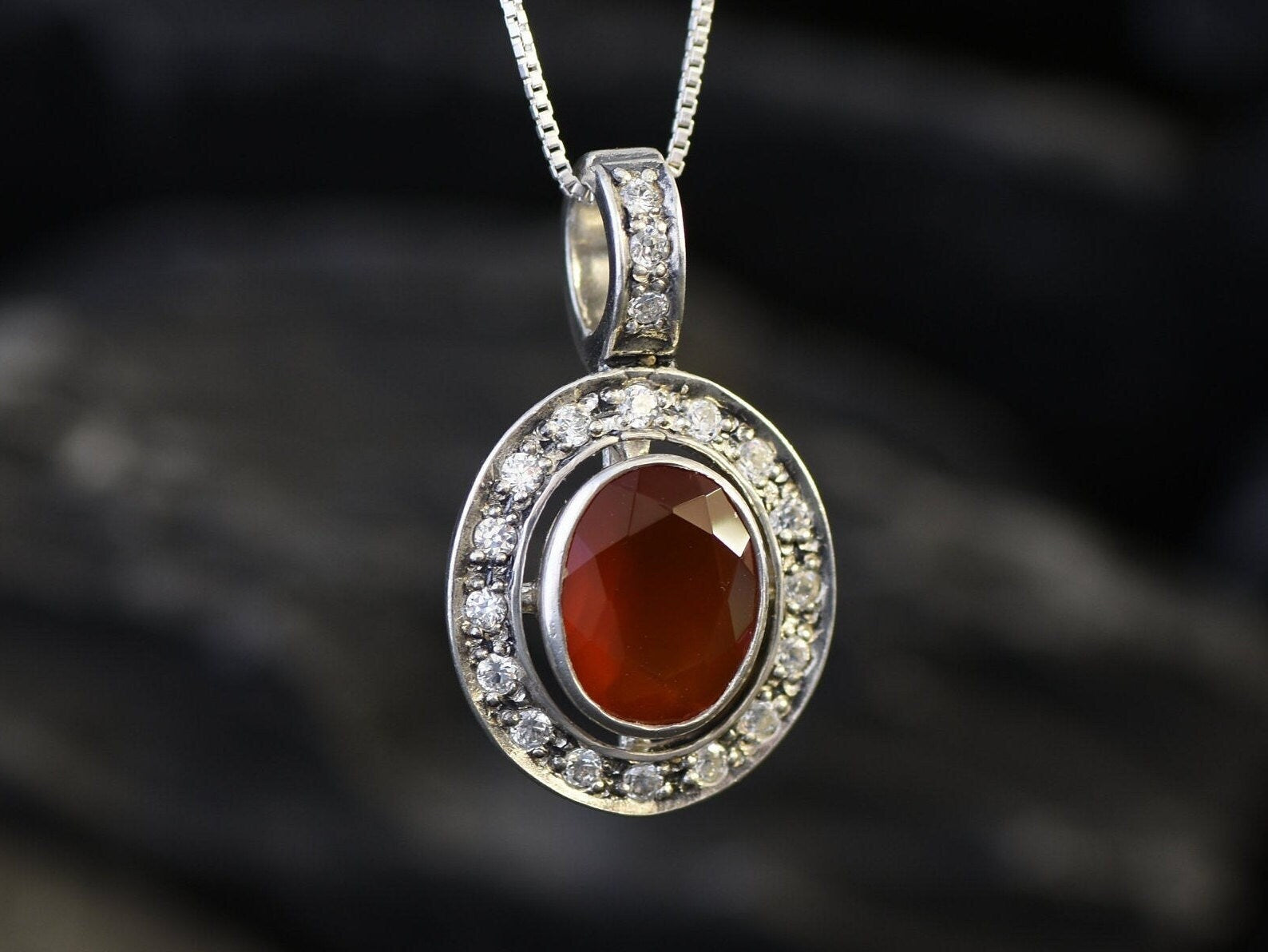 Carnelian Pendant, Oval Pendant, Natural Carnelian, August Birthstone, August Pendant, Red Agate, Red Agate Necklace, Silver Carnelian, 925