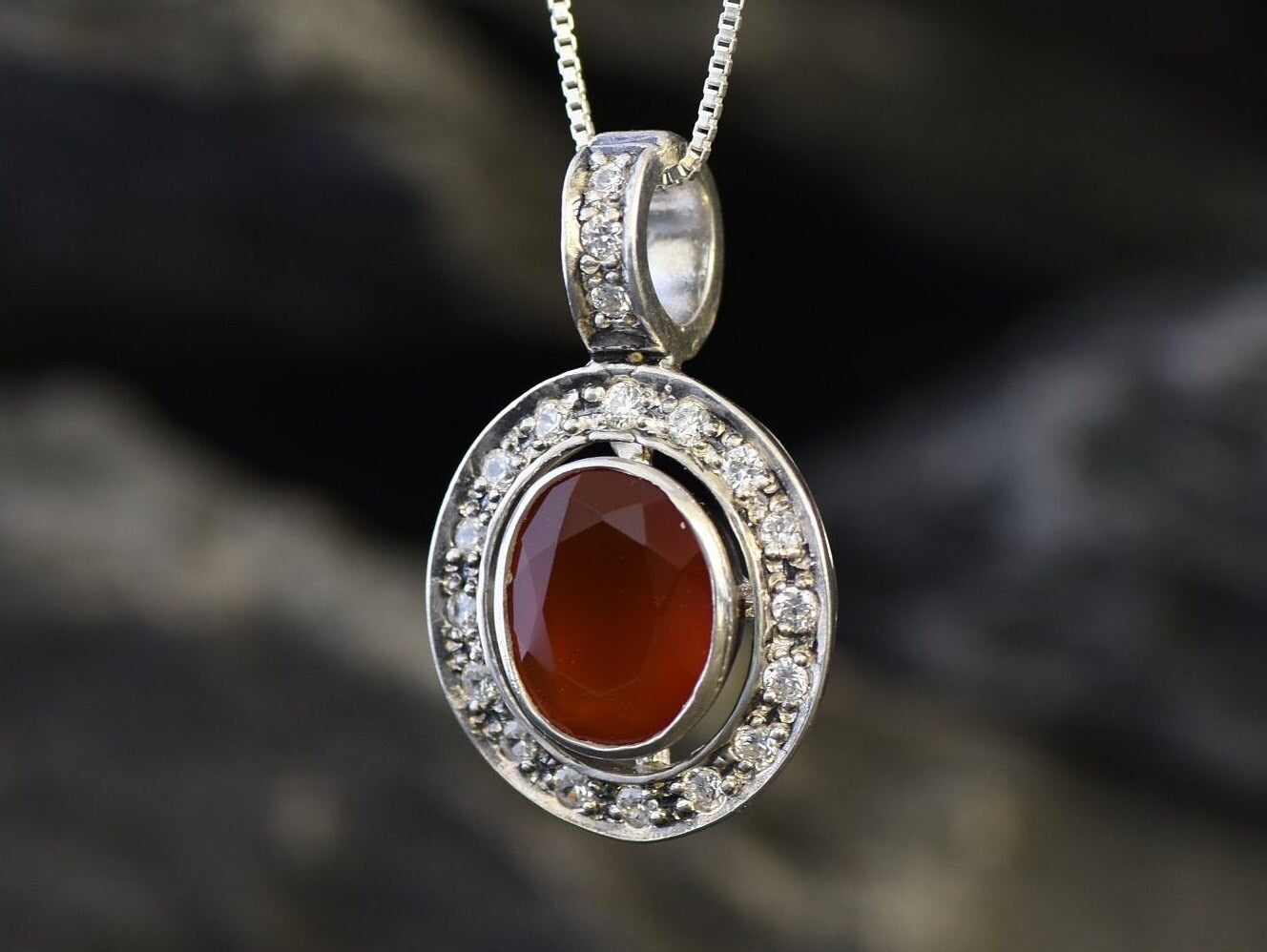 Carnelian Pendant, Oval Pendant, Natural Carnelian, August Birthstone, August Pendant, Red Agate, Red Agate Necklace, Silver Carnelian, 925