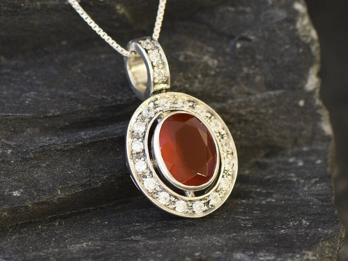 Carnelian Pendant, Oval Pendant, Natural Carnelian, August Birthstone, August Pendant, Red Agate, Red Agate Necklace, Silver Carnelian, 925