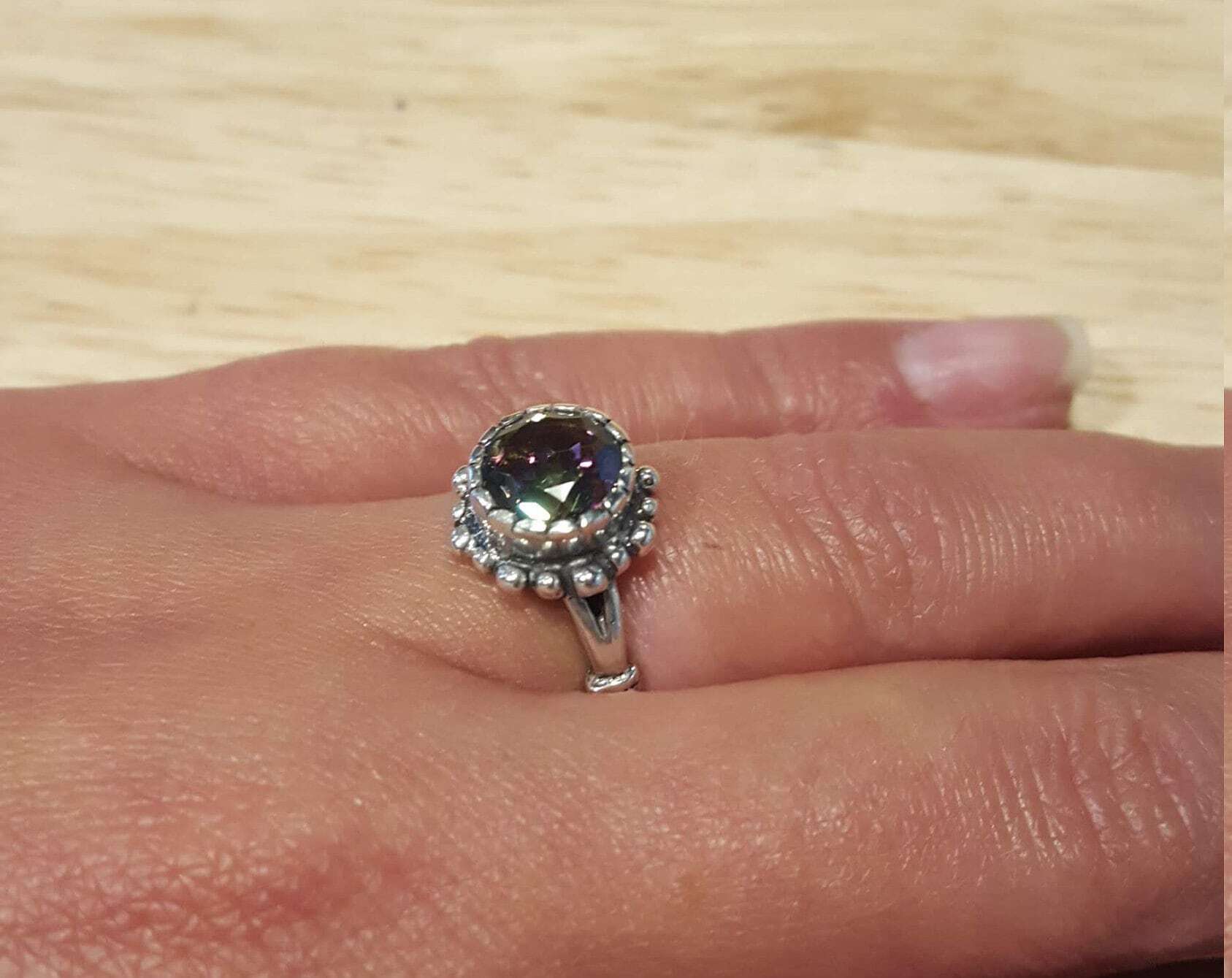 Round Topaz Ring, Mystic Topaz Ring, Natural Topaz, December Birthstone, Purple Ring, Vintage Rings, December Ring, Solid Silver Ring, Topaz