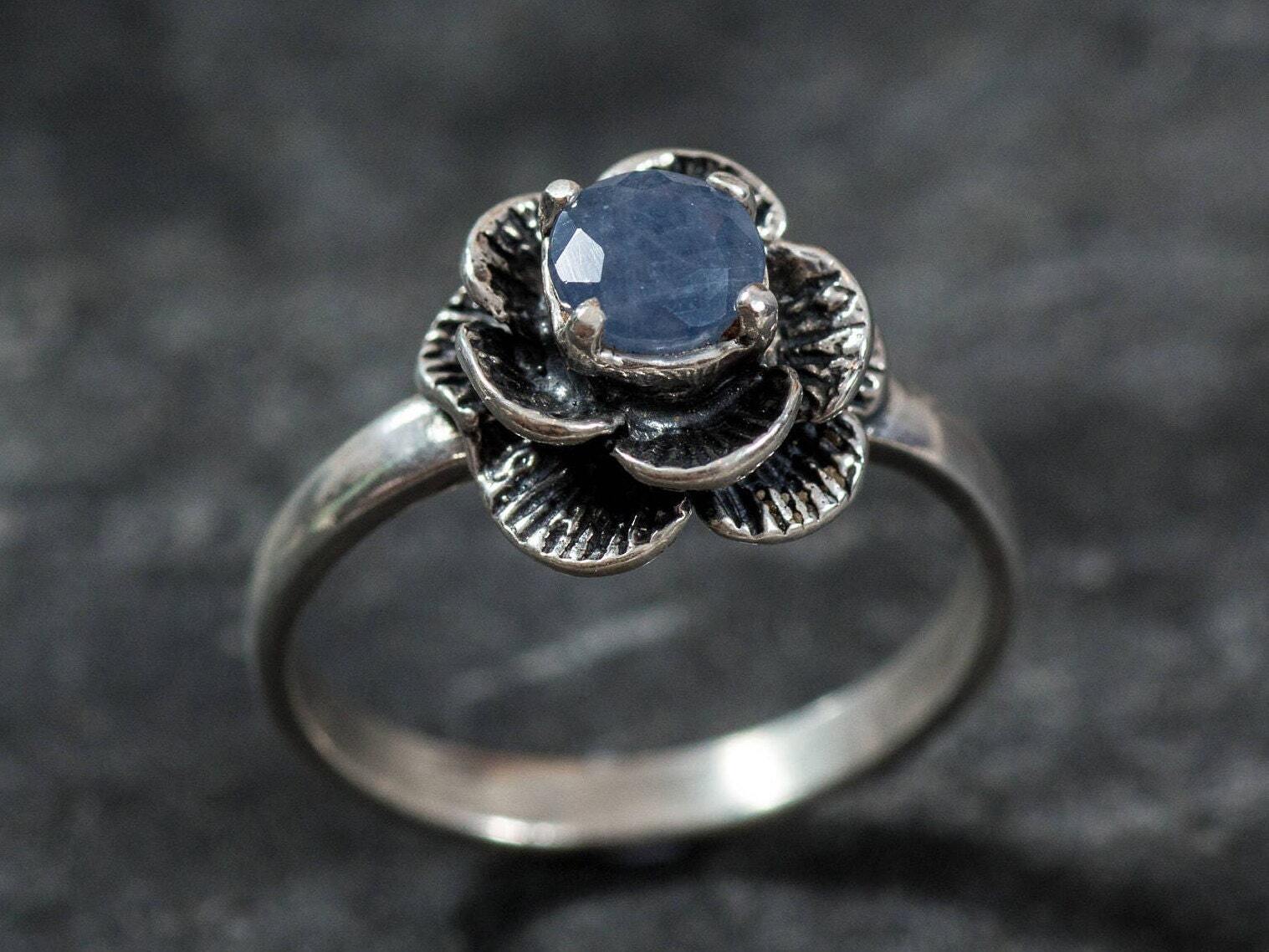 Blue Rose Ring - Natural Sapphire Ring - Solitaire Flower Ring