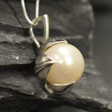 White Pearl Pendant - Bridal Pearl Necklace - Vintage Leaf Necklace