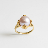 Stunning 18k Gold Vermeil ring featuring a beautiful Natural White Pearl, a symbol of purity, ideal for daily wear or gifting.