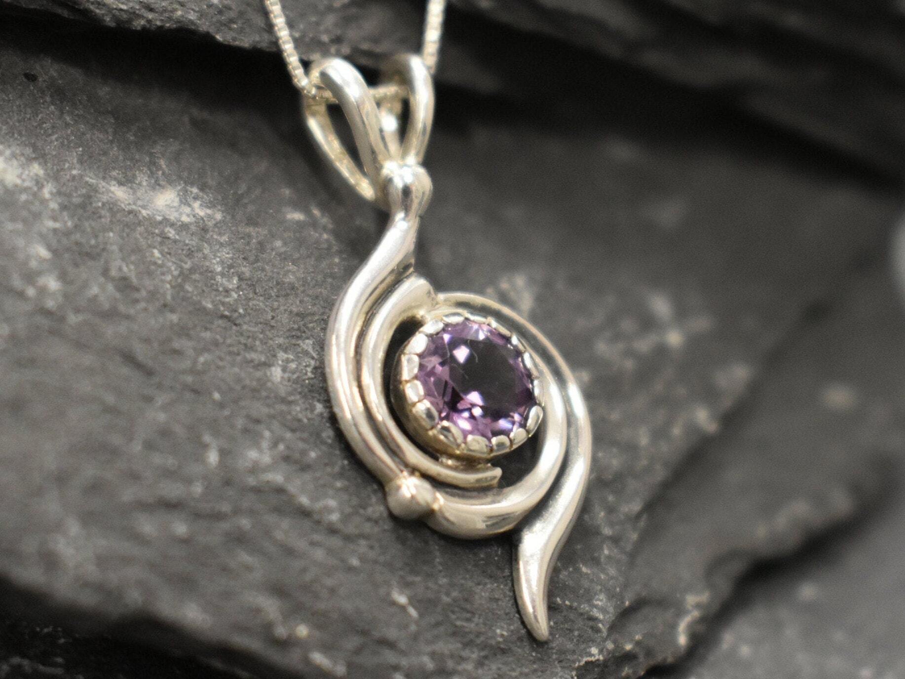 Amethyst Pendant, Natural Amethyst, Swirl Pendant, Vintage Pendant, Asymmetric Purple Pendant, February Birthstone, Solid Silver Pedant