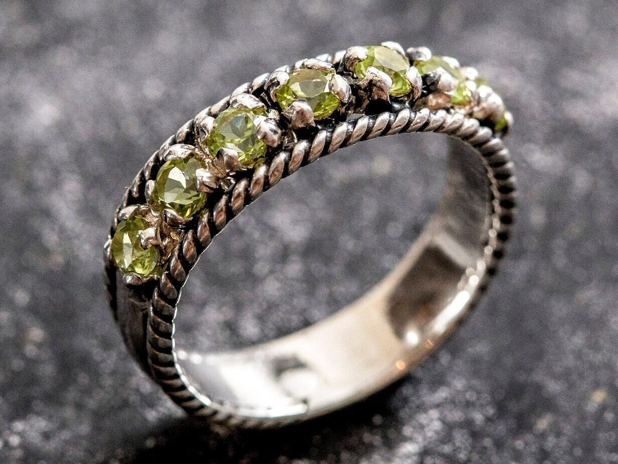 Half Eternity Band, Peridot Band, Natural Peridot, Peridot Ring, August Birthstone, Vintage Ring, Half Eternity Ring, August Ring
